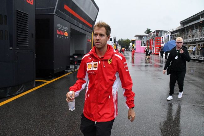 Sebastian Vettel a Monza, sale la febbre da Gp FOTO