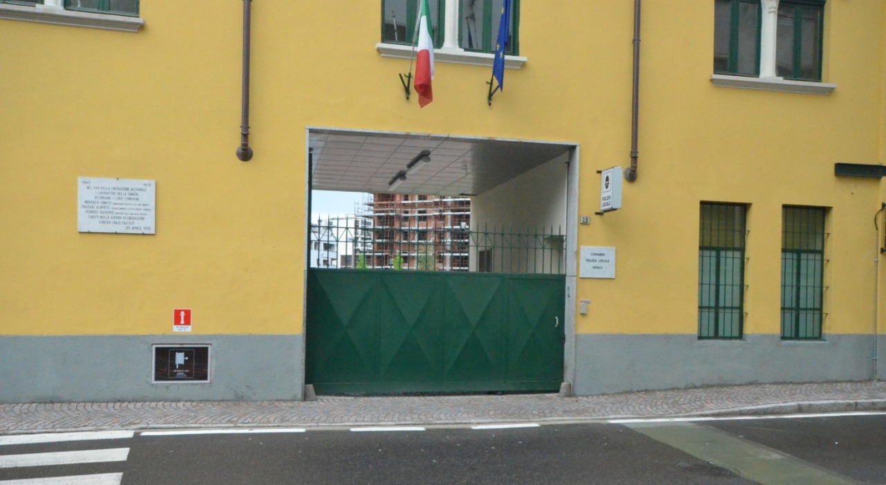 Fermato cittadino UE per violazione del divieto di espulsione