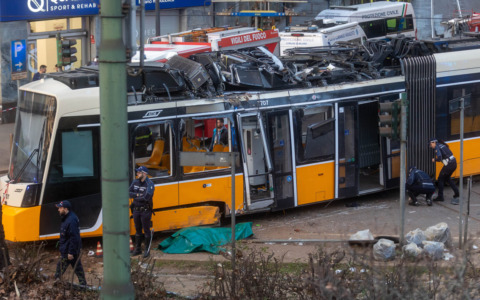 Tram deragliato a Milano, il conducente risiede a Muggiò