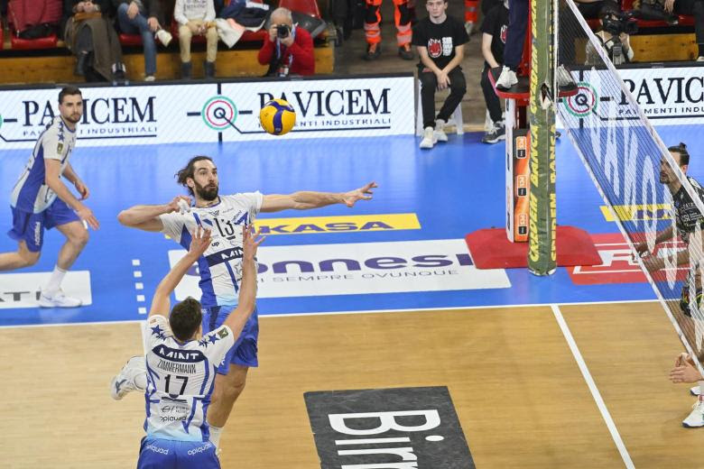 Vero Volley Monza sfida Perugia ma cede nel quarto set