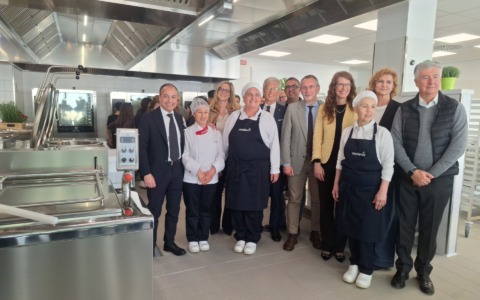 Inaugurato il nuovo centro cottura a Monza: 2.000 pasti al giorno per le scuole