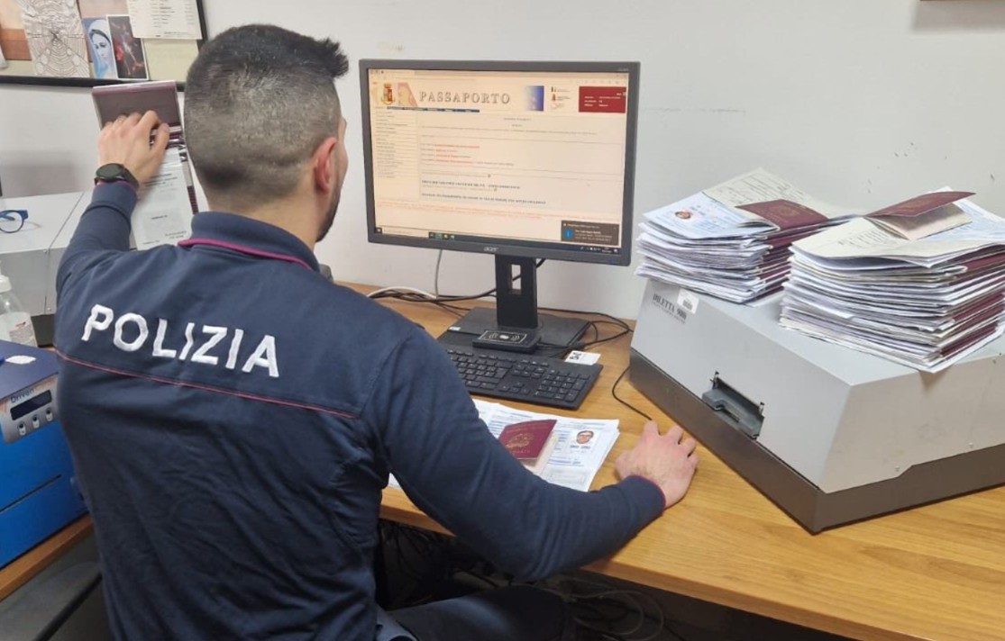 Rinnovo passaporto a Monza: open day in Questura