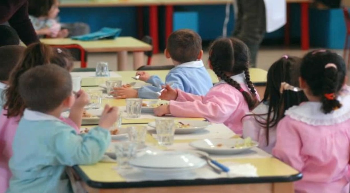 A scuola il “pasto al rovescio”: iniziativa di Ats Brianza