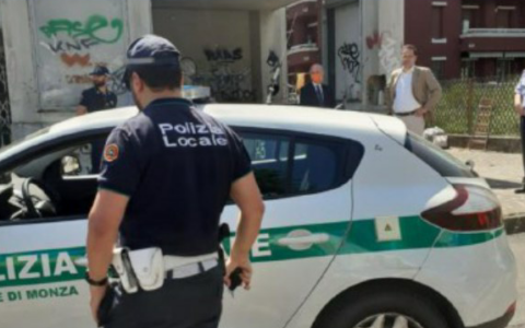 Aggressione a due agenti della Polizia Locale
