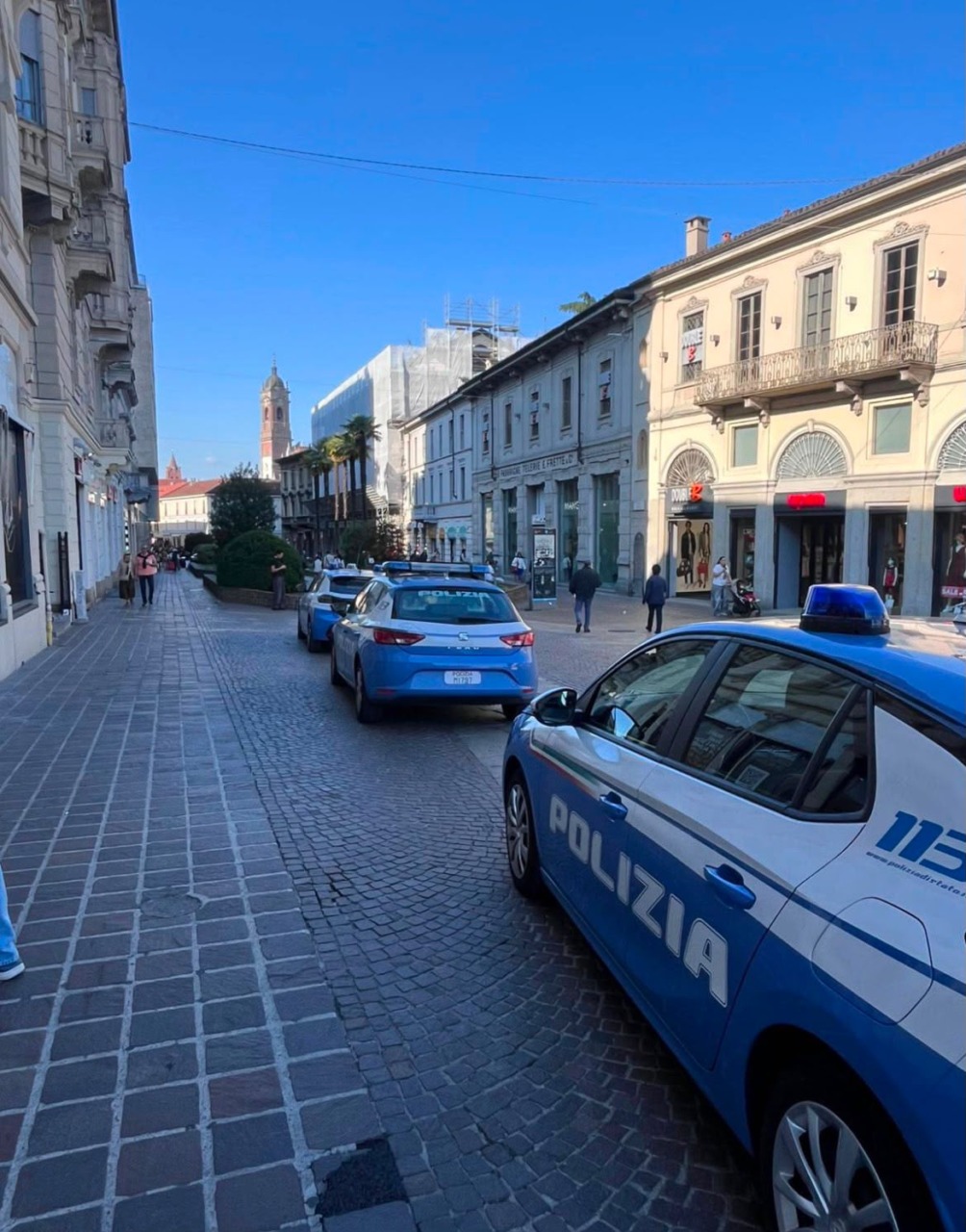 Denunciata una ragazza di 18 anni con coltello a serramanico a Monza