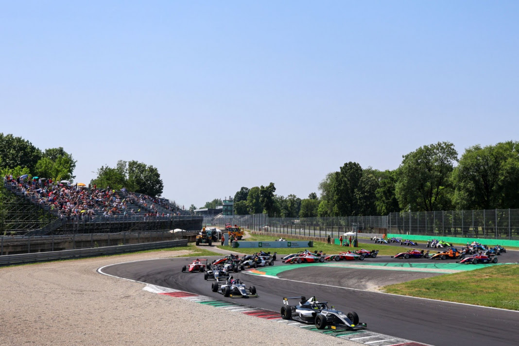 Sabato di adrenalina all’ACI Racing Weekend: i primi trionfi