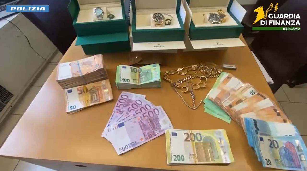 Smantellata un’organizzazione criminale per truffe sugli investimenti