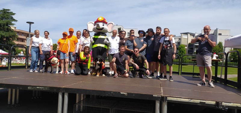 Un weekend di festa con i pompieri tra divertimento e solidarietà