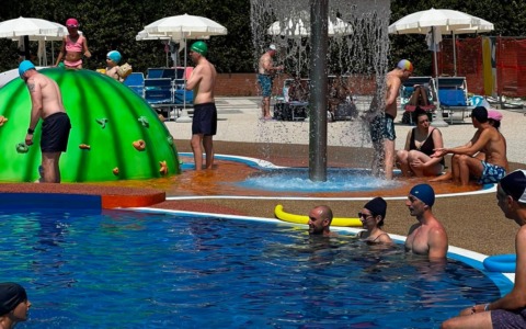 Accesso gratuito in piscina per gli over 67 a Monza