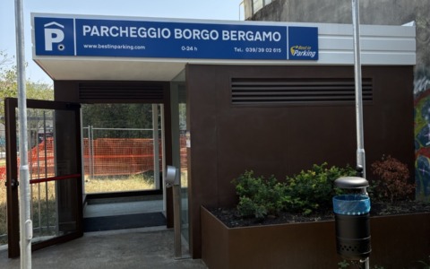 Accesso pedonale più sicuro per il parcheggio sotterraneo a Monza