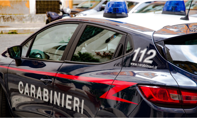 Denunciato un 18enne con coltellino e passamontagna a Muggiò