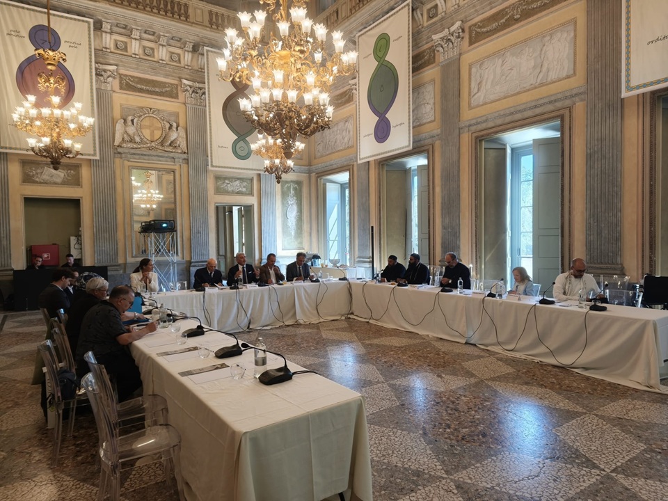 Intelligenza artificiale e dialogo interreligioso: un’importante discussione alla Villa Reale di Monza
