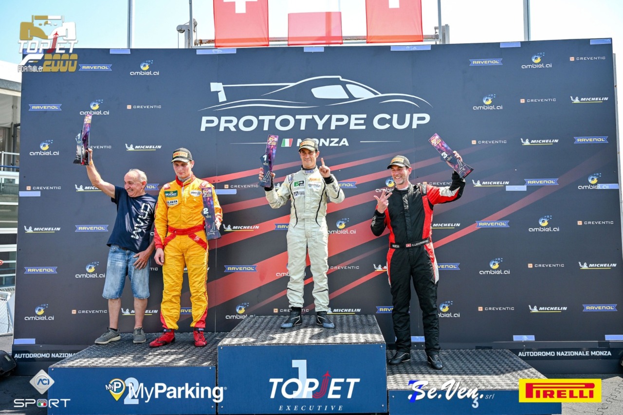 Andrea Perego vince la Sprint Race della TopJet F.2000 a Monza